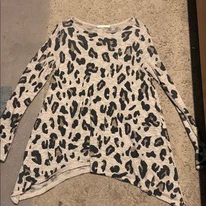 Oversized leopard sweater